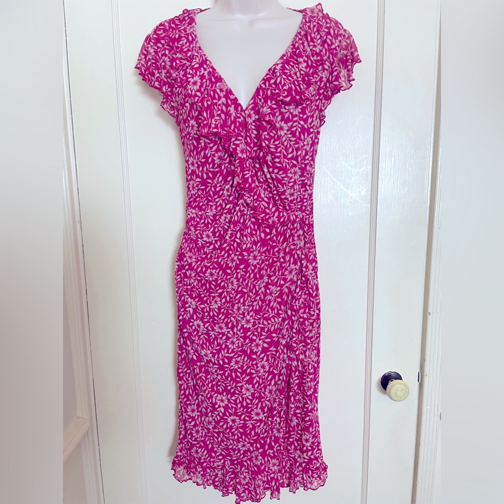 Diane Von Furstenberg Silk Ruffle "Wrap Look" Ruched Fuschia Pink Floral Dress